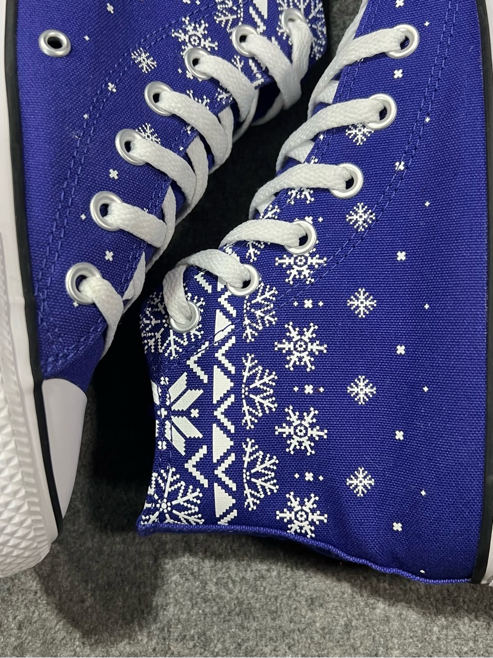 Converse Chuck Taylor All Star HI Winter Sweater Women's Size 7.5 A12904F - Picture 8 of 13